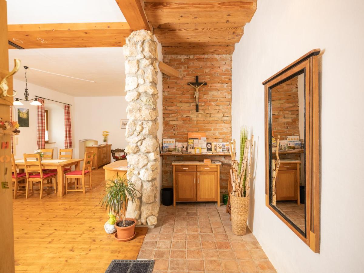 Ferienwohnung Zum Kapuziner Poysdorf Buitenkant foto