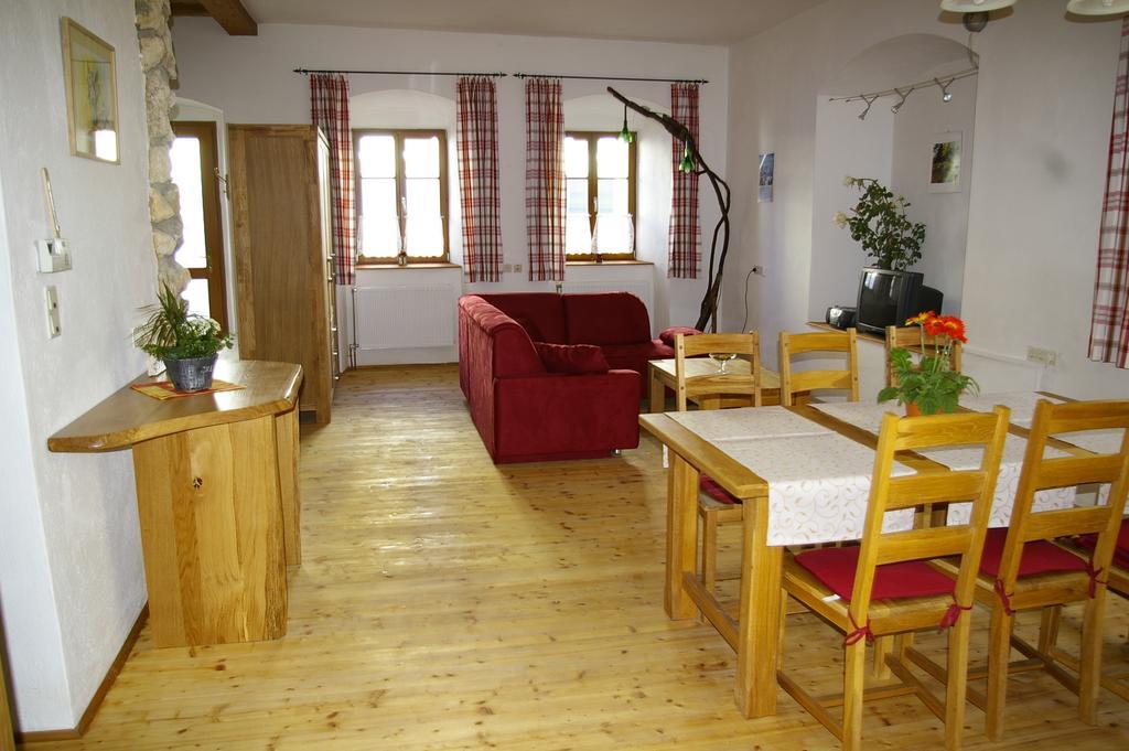Ferienwohnung Zum Kapuziner Poysdorf Kamer foto