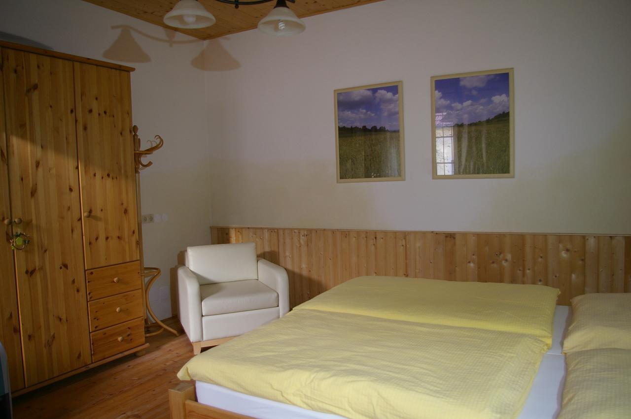 Ferienwohnung Zum Kapuziner Poysdorf Buitenkant foto