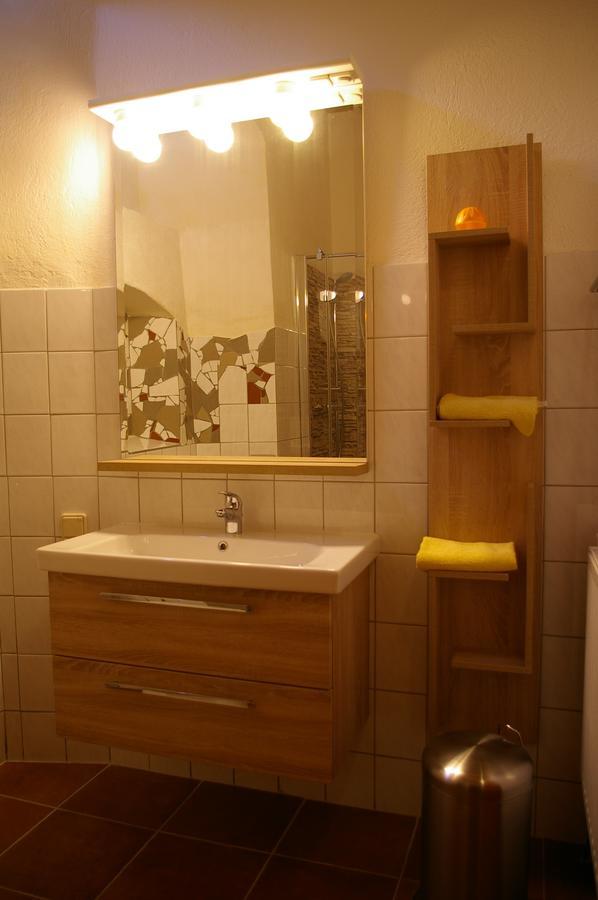 Ferienwohnung Zum Kapuziner Poysdorf Buitenkant foto